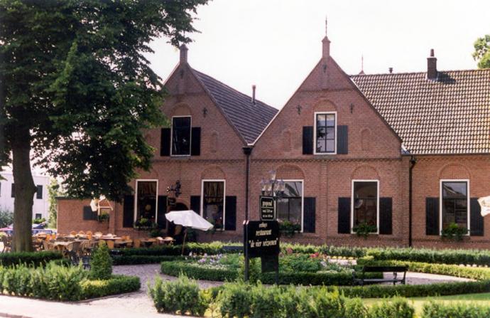 Martinusschool, Patronaat, Horeca